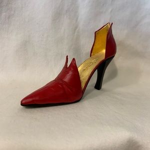 Just The Right Shoe Red Devil 1999. This is a display shoe.